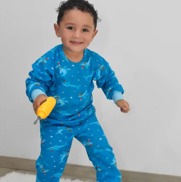 Pijama Roberth Tiburones azul claro